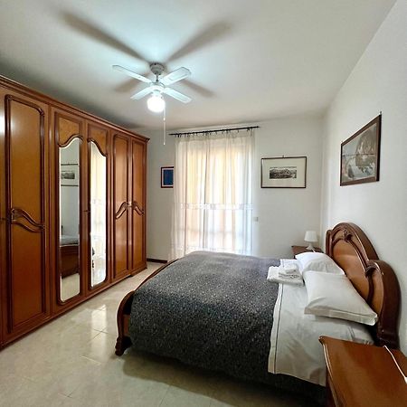 Appartamento Tra Il Borgo E Il Lago Ангвиллара-Сабация Экстерьер фото
