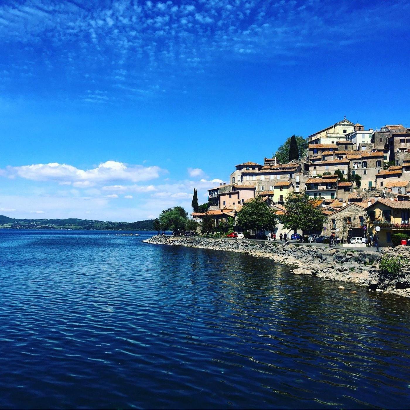 Appartamento Tra Il Borgo E Il Lago Ангвиллара-Сабация Экстерьер фото
