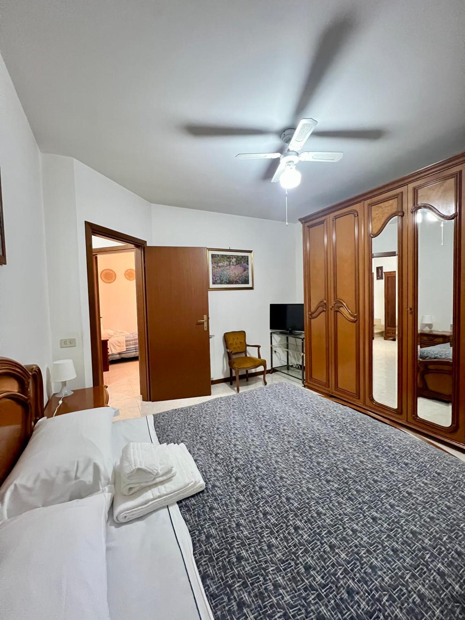 Appartamento Tra Il Borgo E Il Lago Ангвиллара-Сабация Экстерьер фото